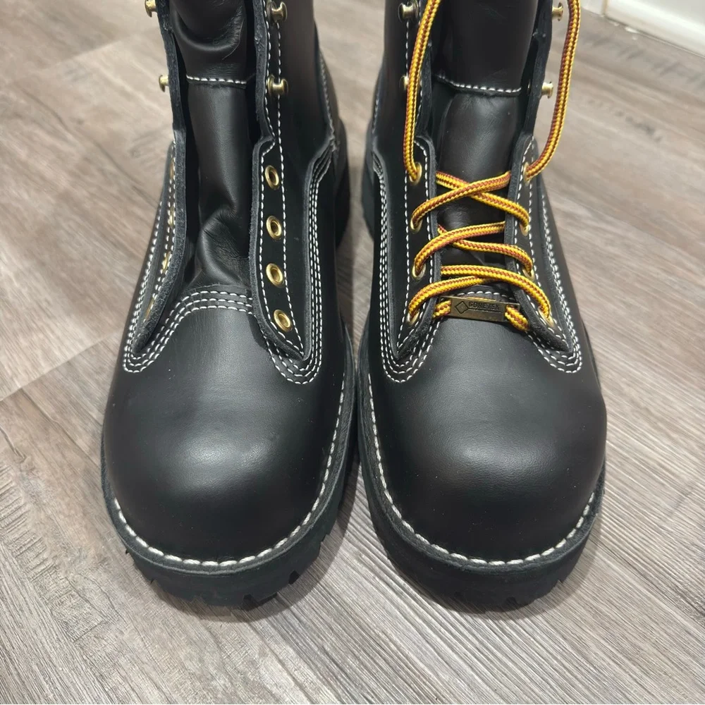 Danner Super Rain Forest Black Matte Leather Lace Up Boots